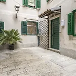 Vila Palace *