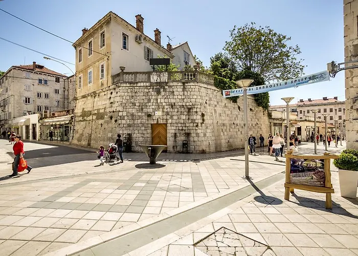 Willa Palace